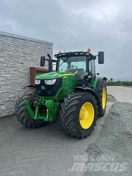 John Deere 6155R Tracteur