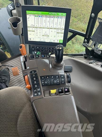 John Deere 6215R Tracteur