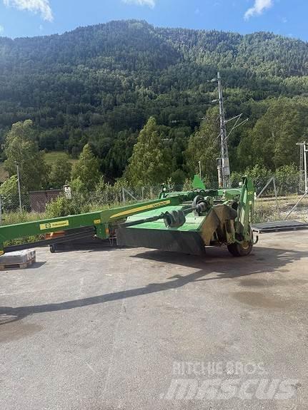 John Deere 630 Autres matériels de fenaison
