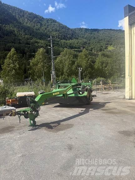 John Deere 630 Autres matériels de fenaison