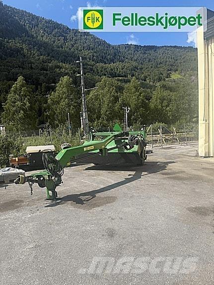 John Deere 630 Autres matériels de fenaison