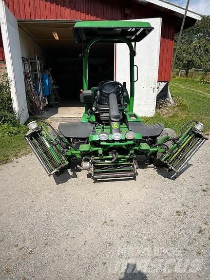 John Deere 7500A Entretien du sol - Autres