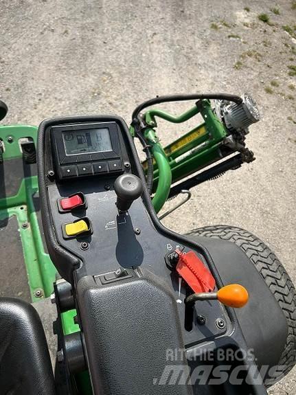 John Deere 7500A Entretien du sol - Autres