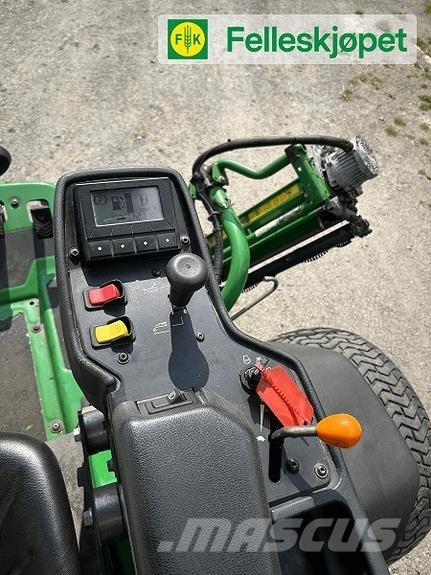 John Deere 7500A Entretien du sol - Autres