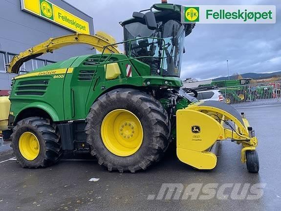 John Deere 8400 Andaineur