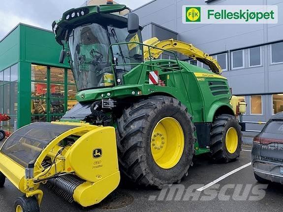 John Deere 8400 Andaineur