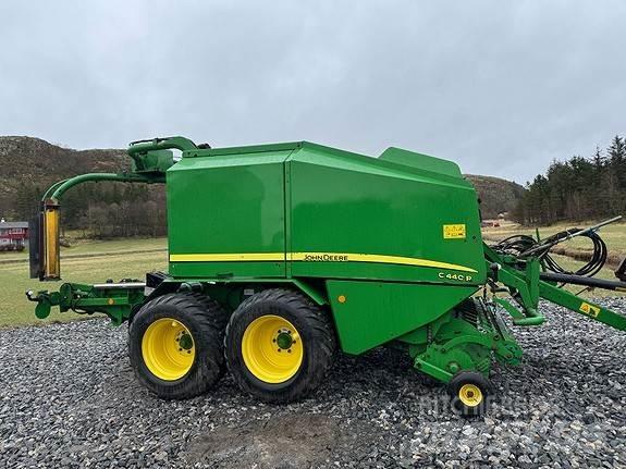 John Deere C440R Presse à balle ronde