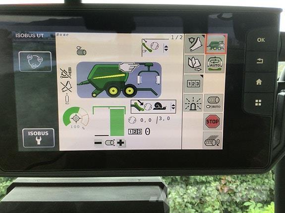 John Deere C441HR Presse à balle ronde