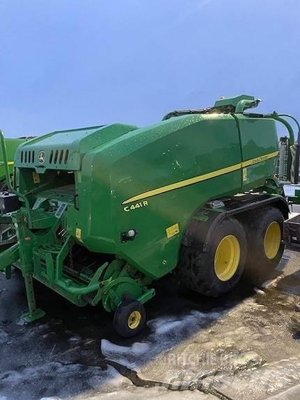 John Deere C441R Presse à balle ronde