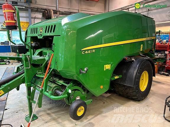 John Deere C441R Presse à balle ronde