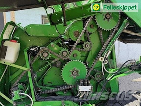 John Deere F440R Presse à balle ronde