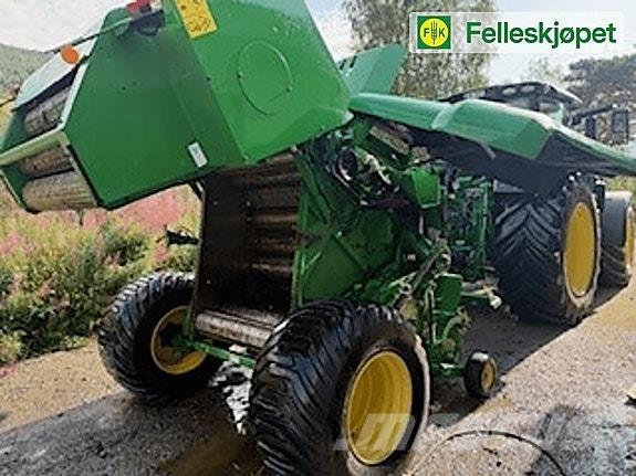 John Deere F440R Presse à balle ronde