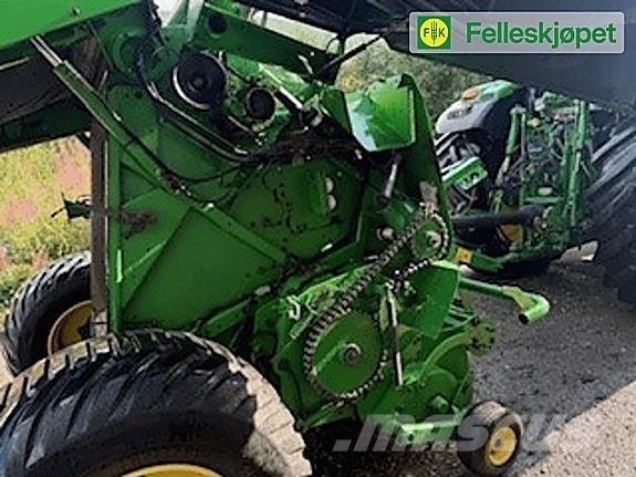 John Deere F440R Presse à balle ronde