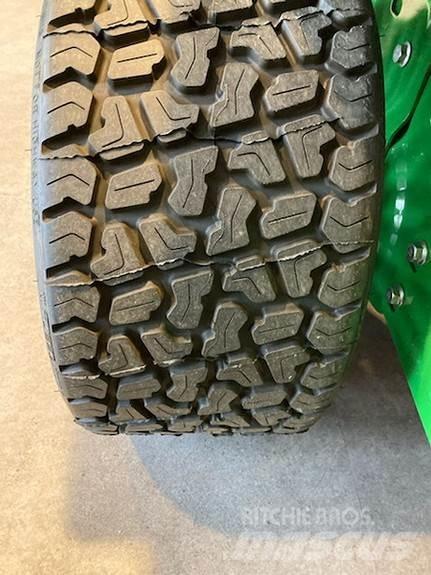 John Deere Z950R Entretien du sol - Autres