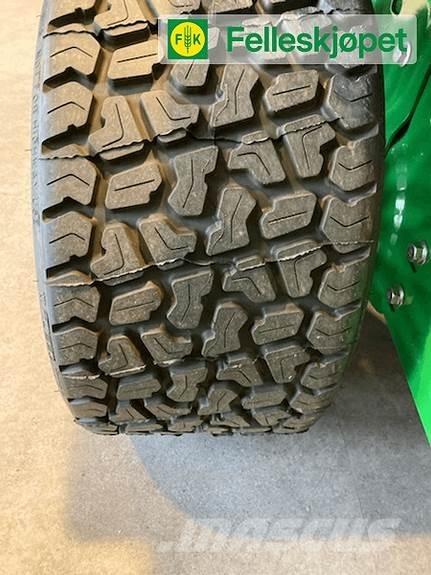 John Deere Z950R Entretien du sol - Autres