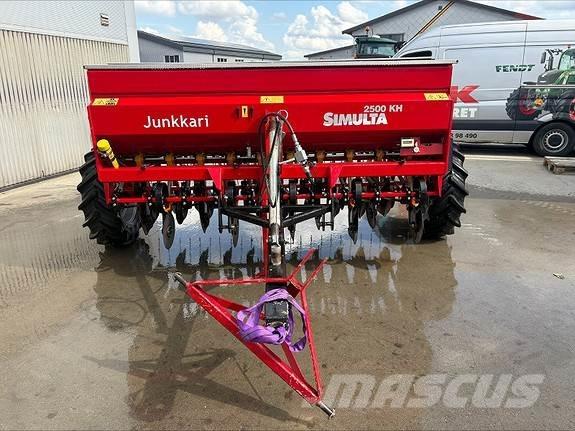 Junkkari KH 2500 Epandeur de fumier