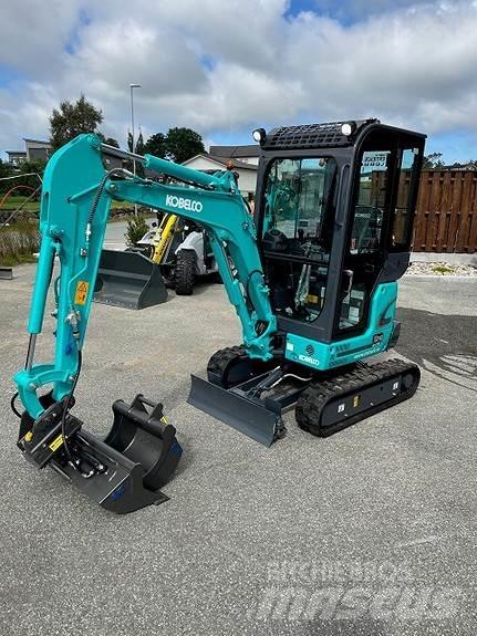 Kobelco SK17SR-3E Mini pelle < 7t