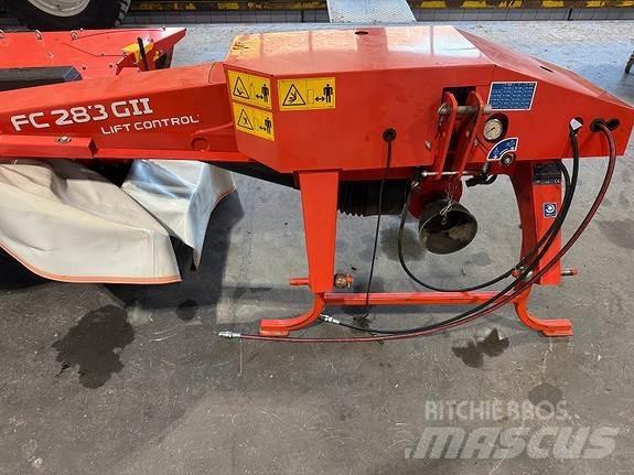 Kuhn GA283 GII-FF Autres matériels de fenaison