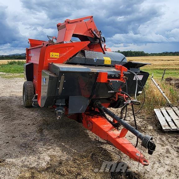 Kuhn Primor 5570M Presse à balle ronde