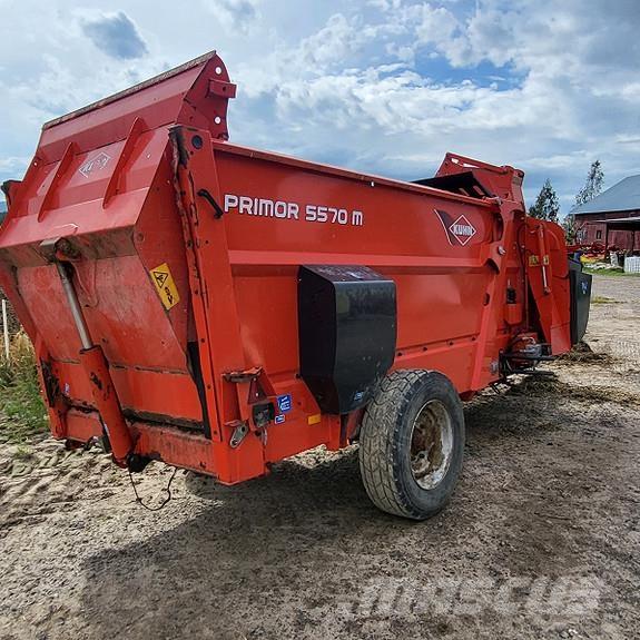 Kuhn Primor 5570M Presse à balle ronde