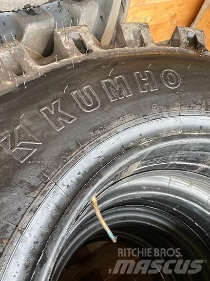 Kumho 10.00-20 Pneus, roues et jantes
