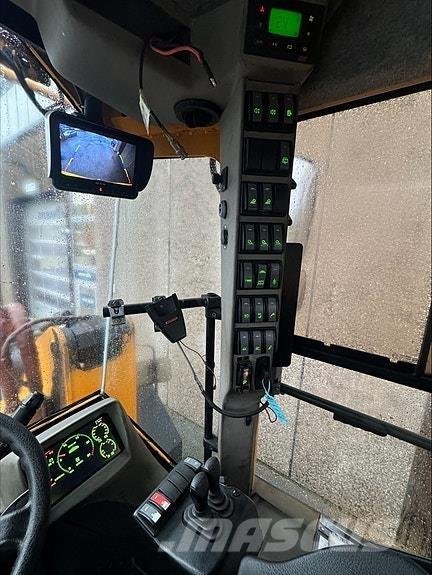 Ljungby L25 62431 Chargeuse sur pneus