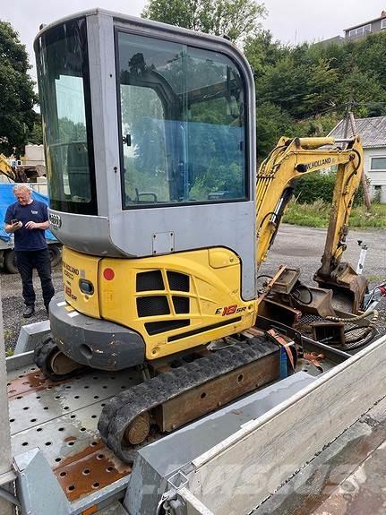 New Holland E18SR Mini pelle < 7t