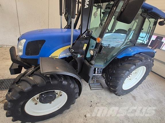 New Holland T5050 Tracteur