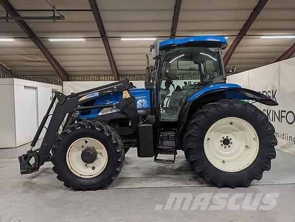 New Holland TS135A Tracteur