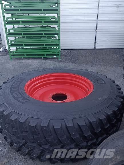 Nokian  Pneus, roues et jantes