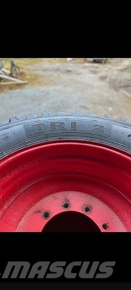 Nokian  Pneus, roues et jantes