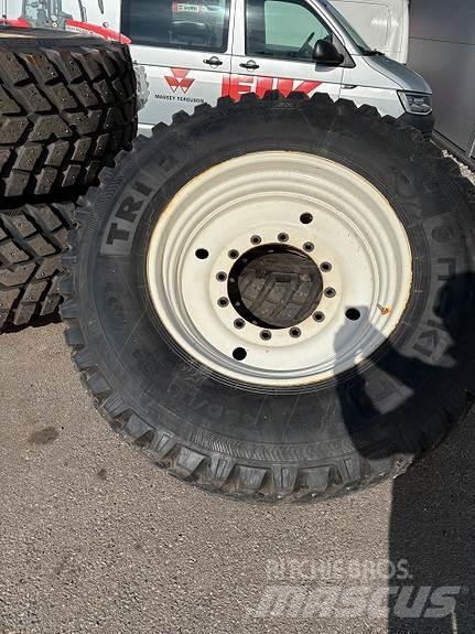 Nokian TRI 2 Pneus, roues et jantes