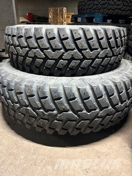 Nokian TRI 2 Pneus, roues et jantes