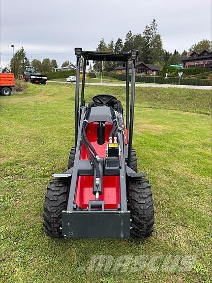 Norcar XC755 Chargeuse compacte