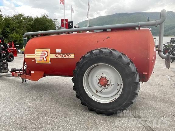 Rekord 8500 Epandeur de fumier