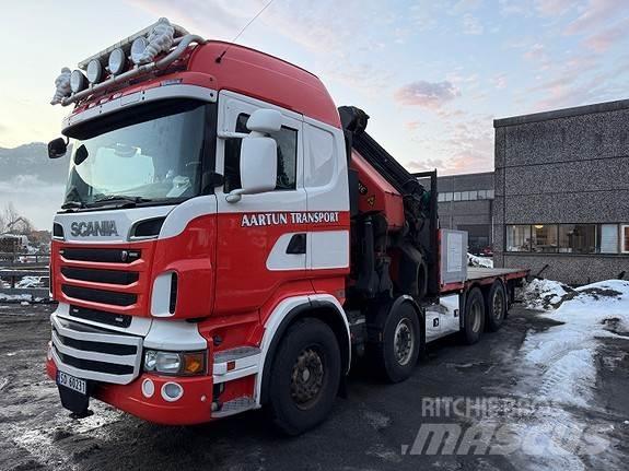 Scania R560 Camion plateau ridelle avec grue