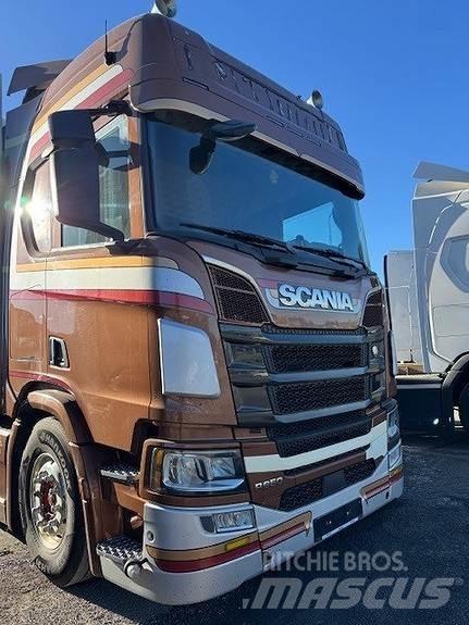 Scania R650B6X2NB Camion Fourgon
