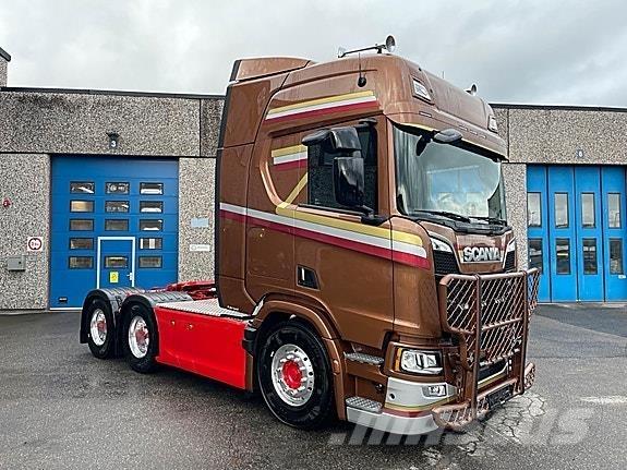 Scania R660A6X4NB Tracteur routier
