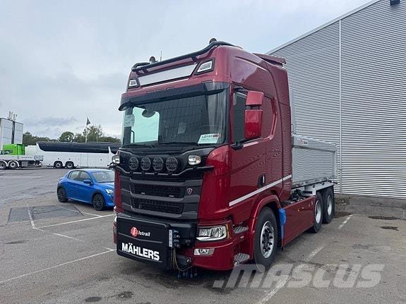 Scania R660B6x4NB Camion benne