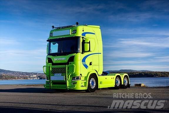 Scania S660A6x4NB Tracteur routier