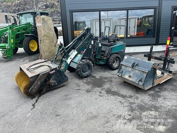 Schäffer 222s Chargeuse compacte