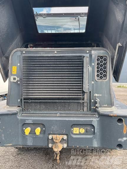 Schäffer T8620 Chargeuse sur pneus