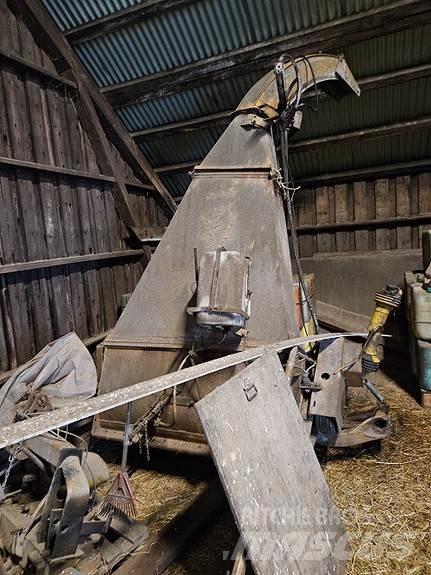  SERIGSTAD FS 134 Autres matériels de fenaison