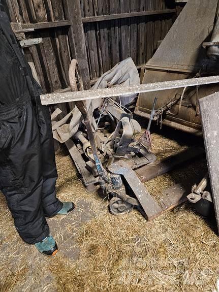  SERIGSTAD FS 134 Autres matériels de fenaison