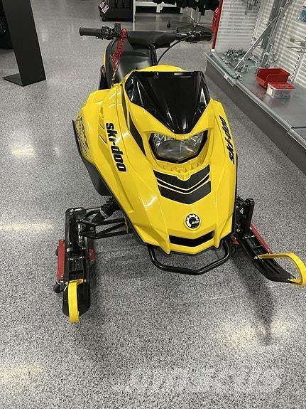 Ski-doo MXZ 120 Motoneige