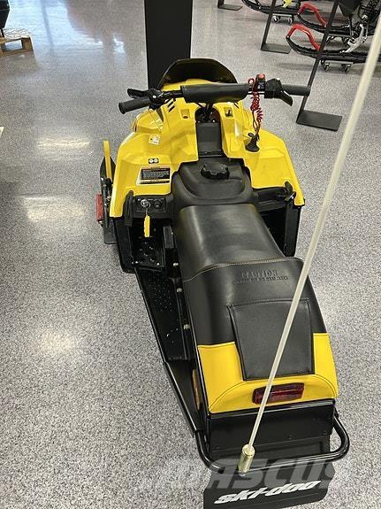 Ski-doo MXZ 120 Motoneige