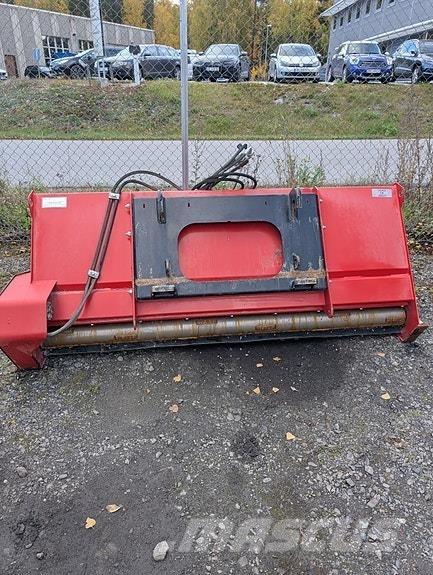 SMA 800 Autres équipements pour route et neige