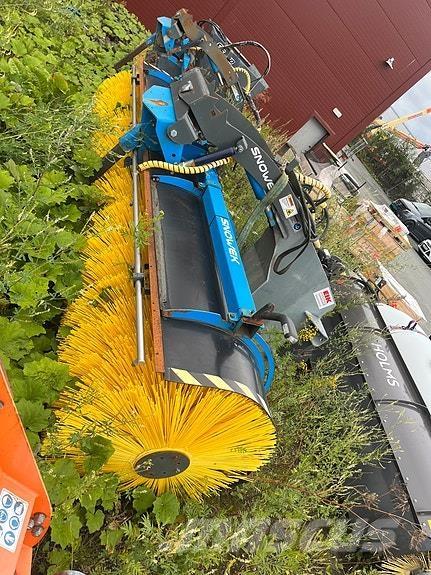 Snowek AH 330 Autres équipements pour route et neige