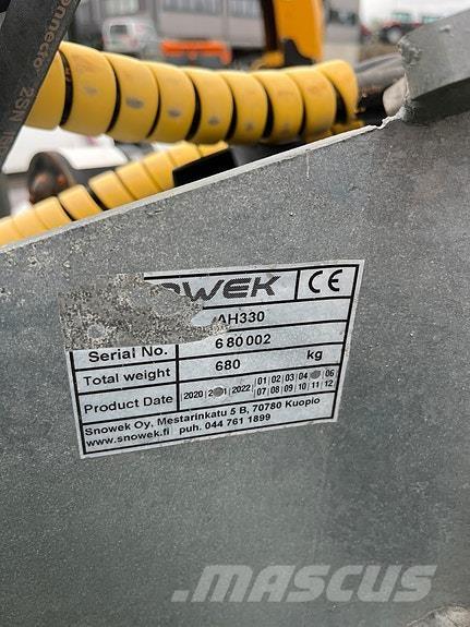 Snowek AH 330 Autres équipements pour route et neige