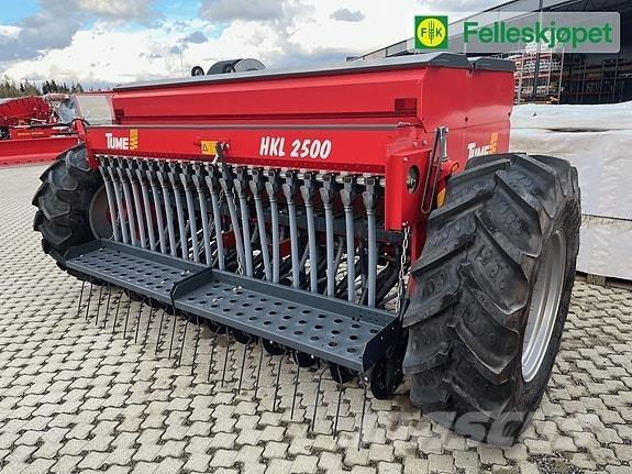 Tume HKL 2500S Epandeur de fumier